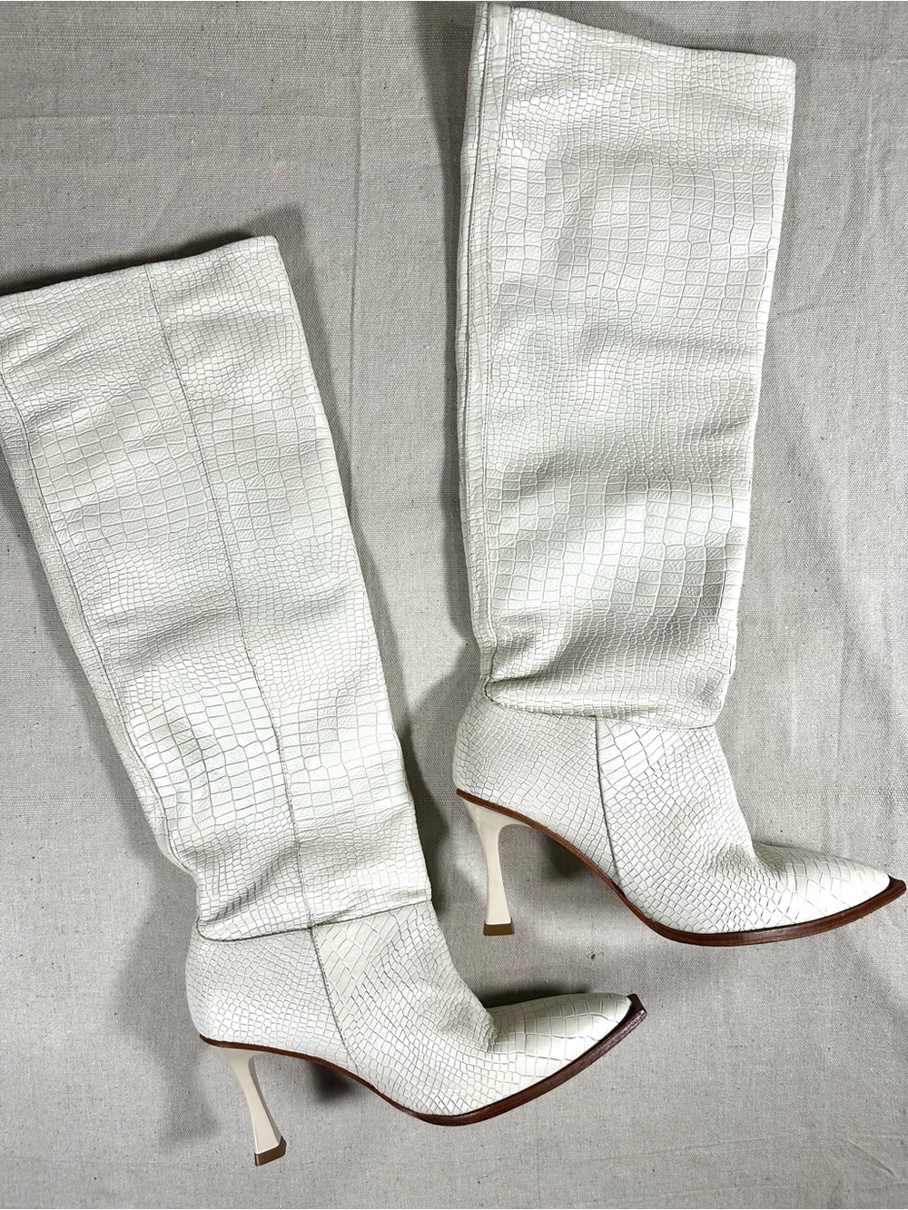 Free People x Vicenza Friday Fever Boots white croc leather Tall Slouchy Size 9